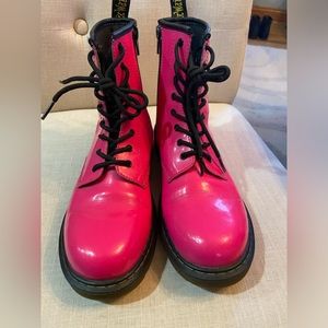 *****SOLD*****Doc Martens pink patent boot sz 7